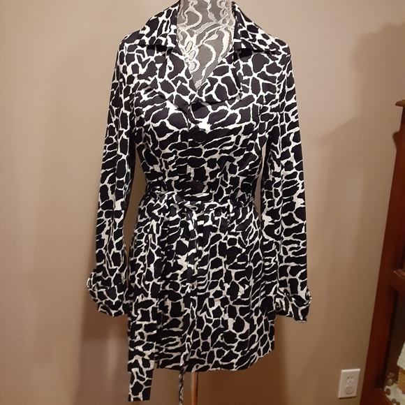 Lun Jackets & Blazers - Gorgeous Jacket by Lun
